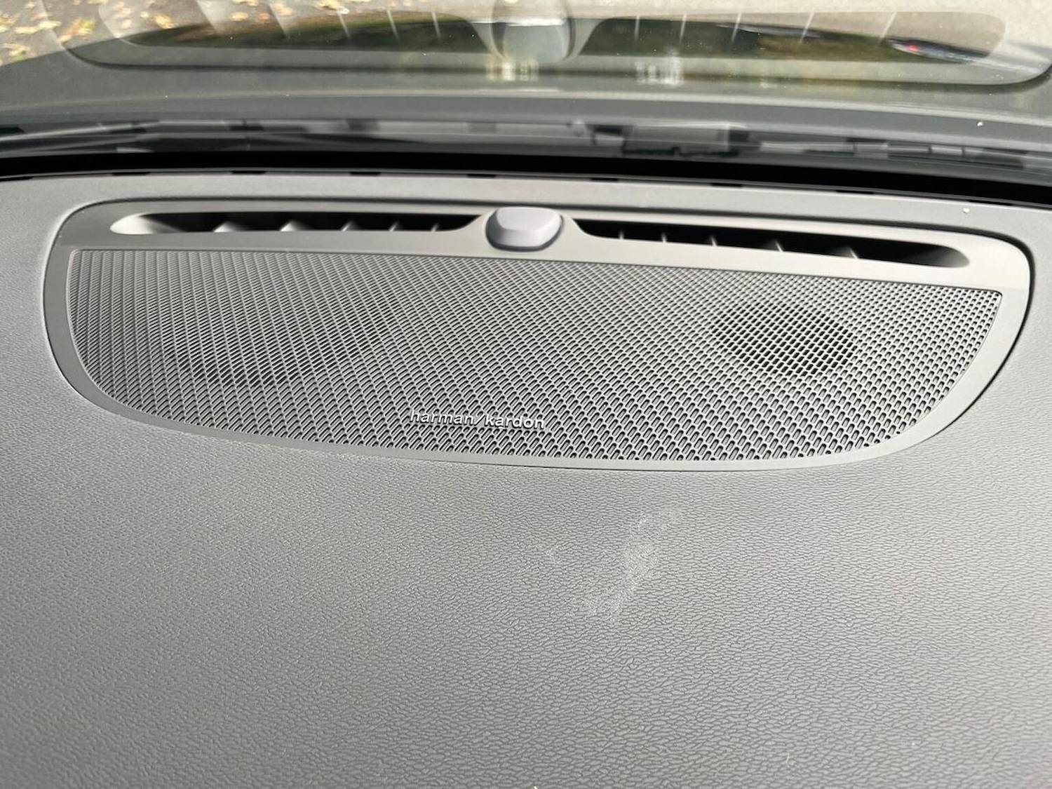 Used Volvo V60 2025 for sale - 76268325: Photo 45