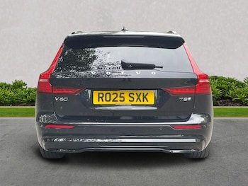 Used Volvo V60 2025 for sale - 76268325: Photo