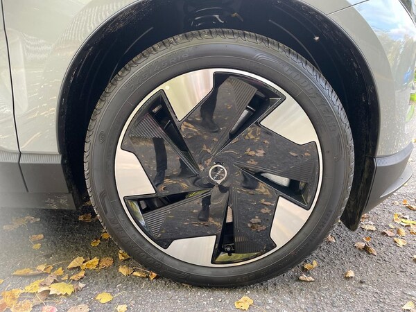 Used Volvo EX30 2025 for sale - 76293085: Photo 6