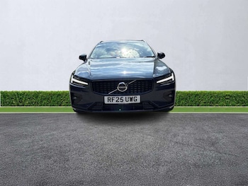 Used Volvo V60 2025 for sale - 79353035: Photo