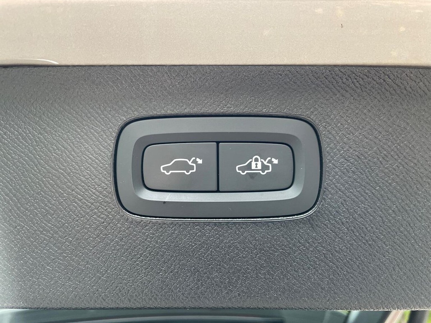 Used Volvo XC90 2022 for sale - 76293091: Photo 42