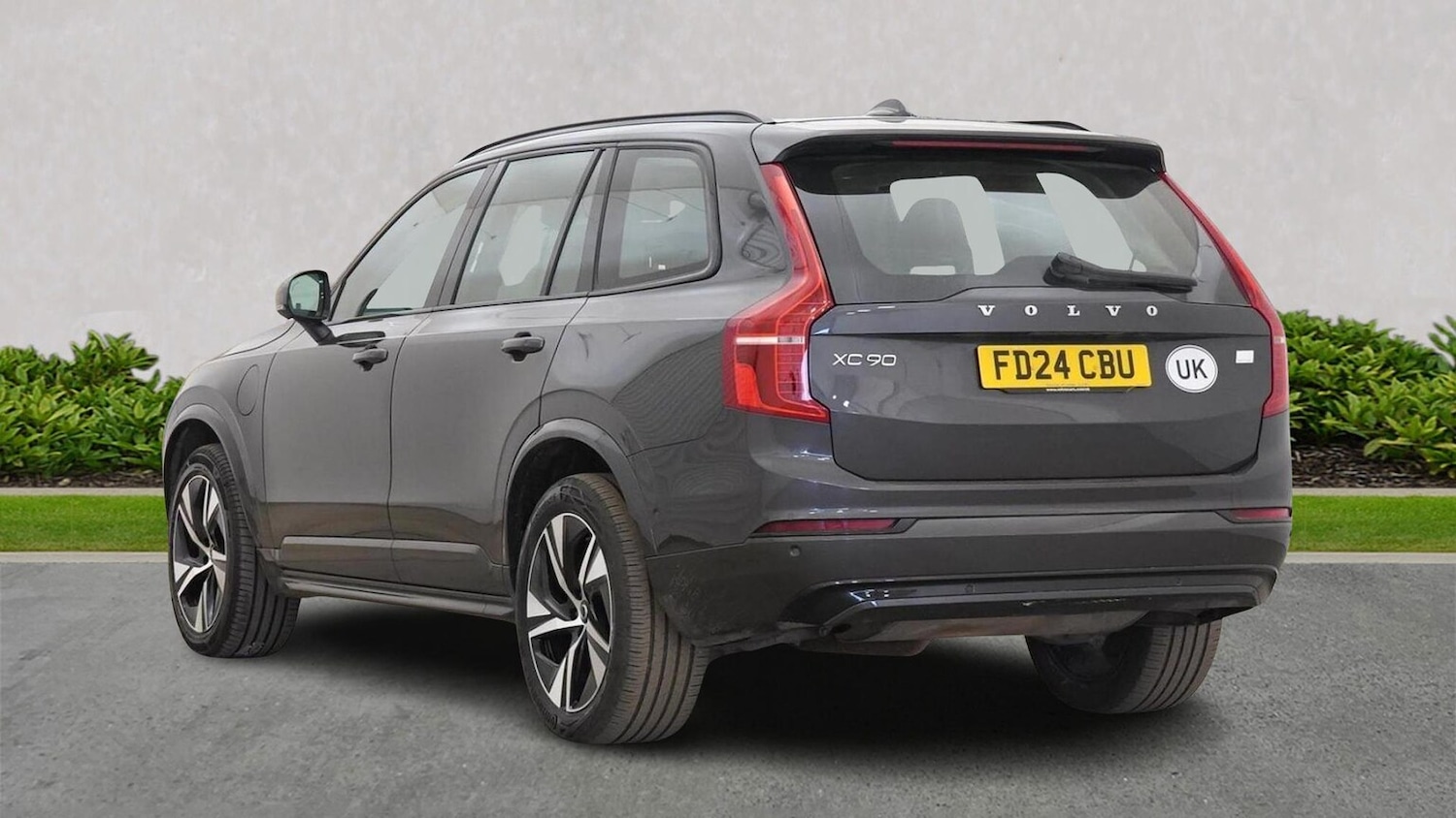 Used Volvo XC90 2024 for sale - 76070284: Photo 2