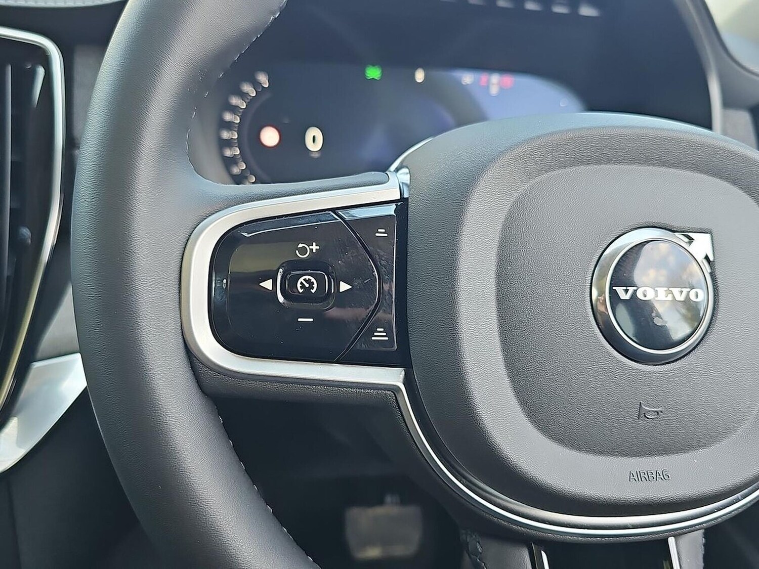 Used Volvo XC90 2025 for sale - 78191316: Photo 28