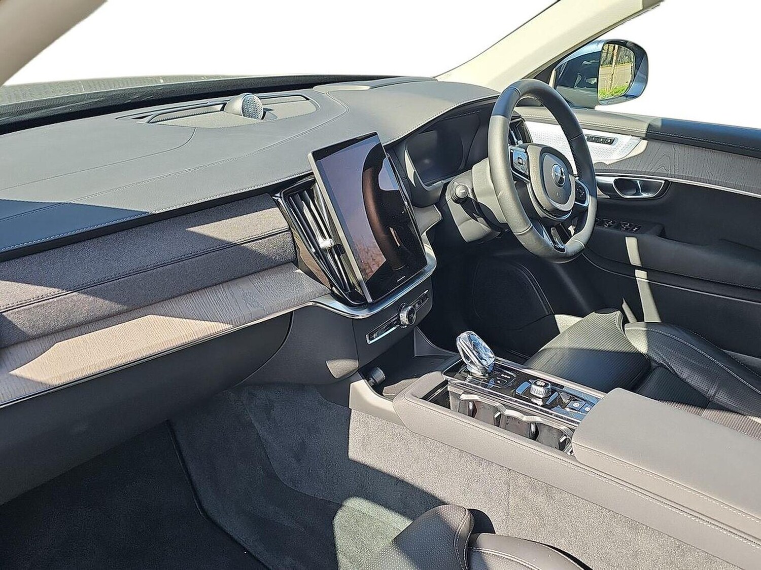 Used Volvo XC90 2025 for sale - 78191316: Photo 9