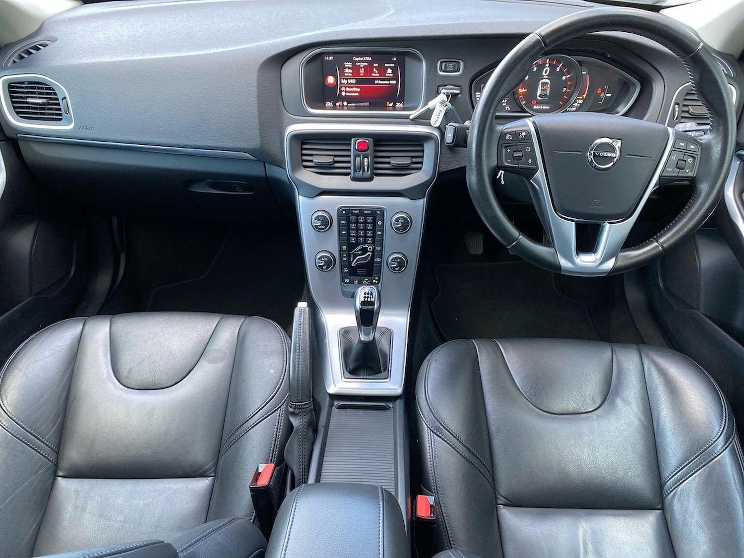 Used Volvo V40 2018 for sale - 77056995: Photo 10