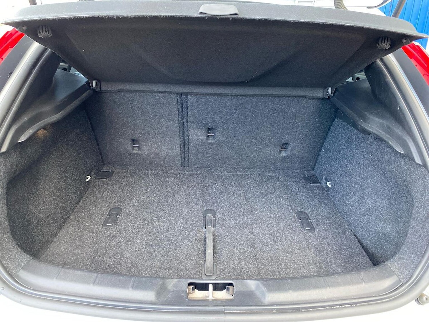 Used Volvo V40 2018 for sale - 77056995: Photo 19