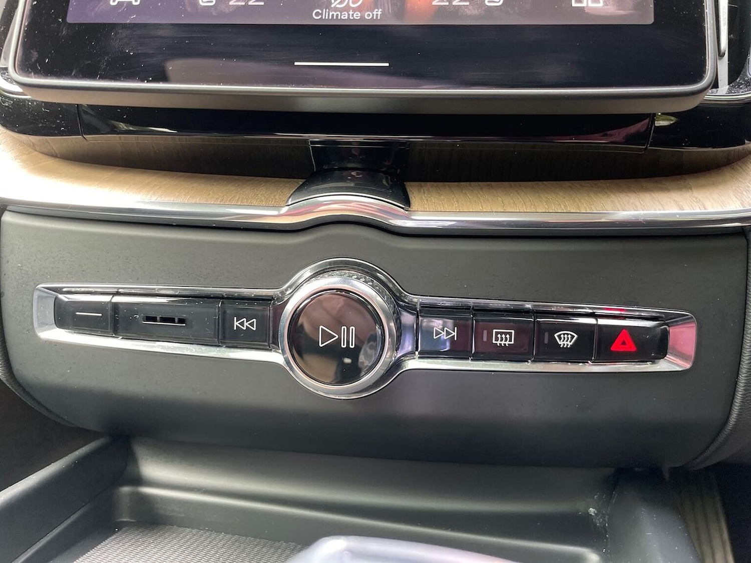 Used Volvo XC60 2025 for sale - 76187190: Photo 12