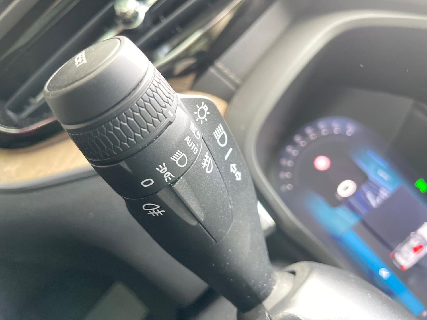 Used Volvo XC60 2025 for sale - 76187190: Photo 28