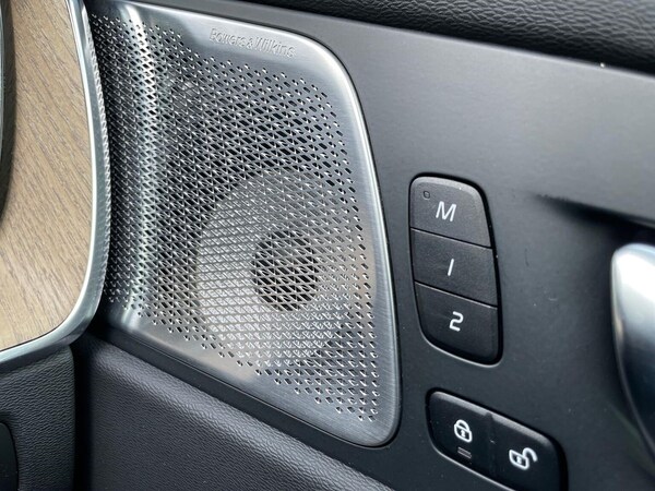 Used Volvo XC60 2025 for sale - 76187190: Photo 30