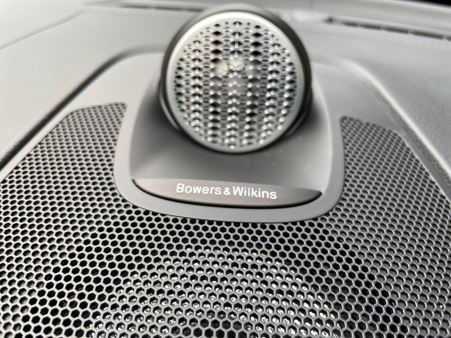 Used Volvo XC60 2025 for sale - 76187190: Photo 43