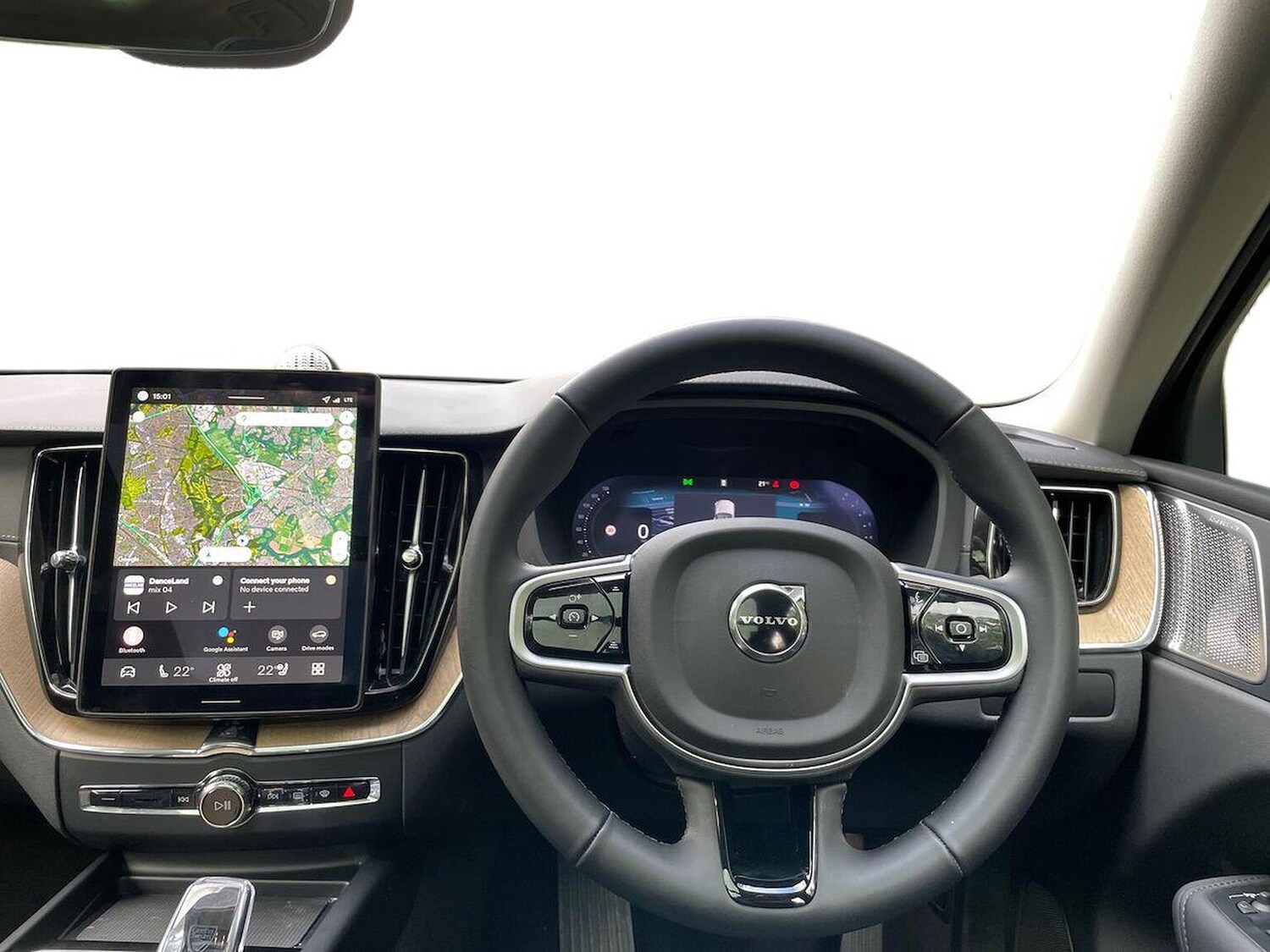 Used Volvo XC60 2025 for sale - 76187190: Photo 9