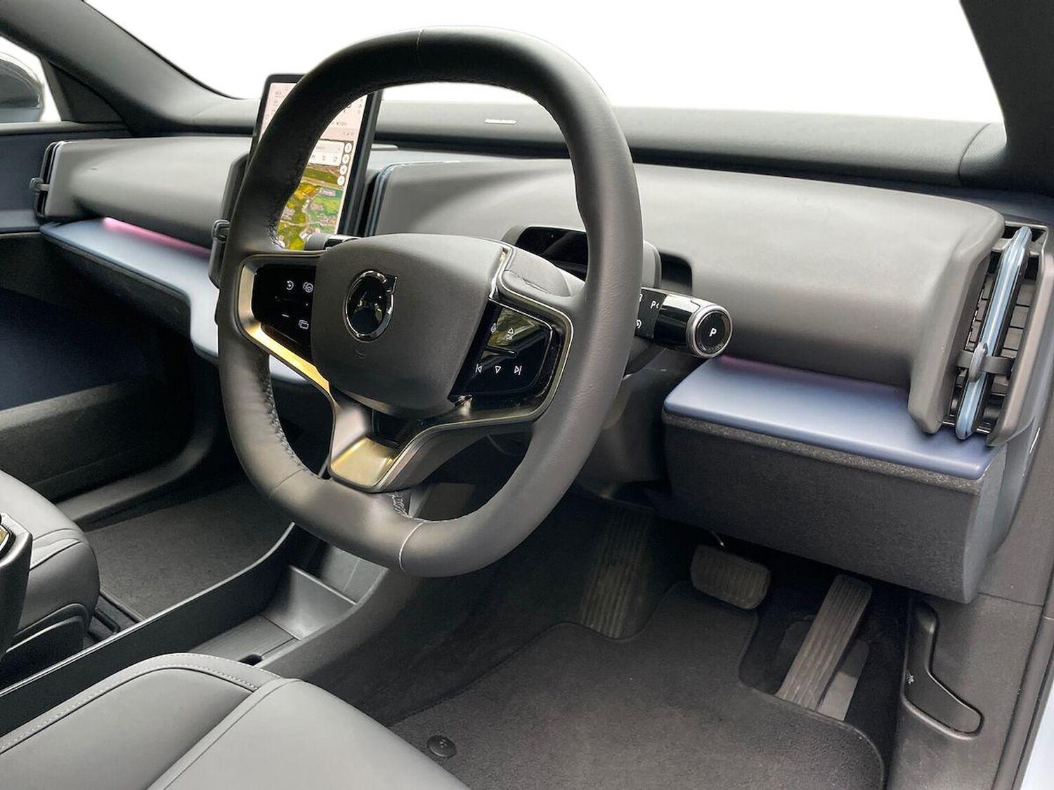 Used Volvo EX30 2025 for sale - 76329995: Photo 15