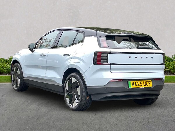Used Volvo EX30 2025 for sale - 76329995: Photo 2
