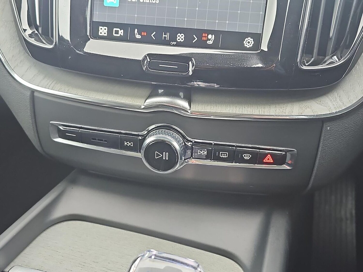 Used Volvo XC60 2025 for sale - 77845296: Photo 12