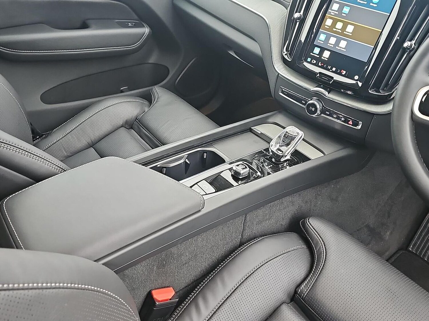 Used Volvo XC60 2025 for sale - 77845296: Photo 13