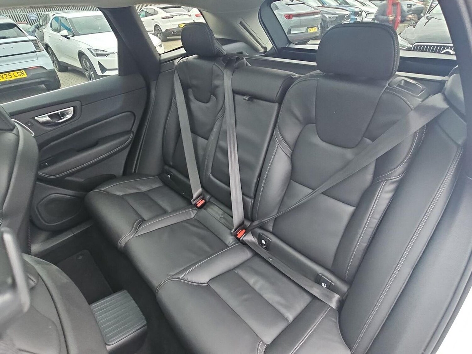 Used Volvo XC60 2025 for sale - 77845296: Photo 16