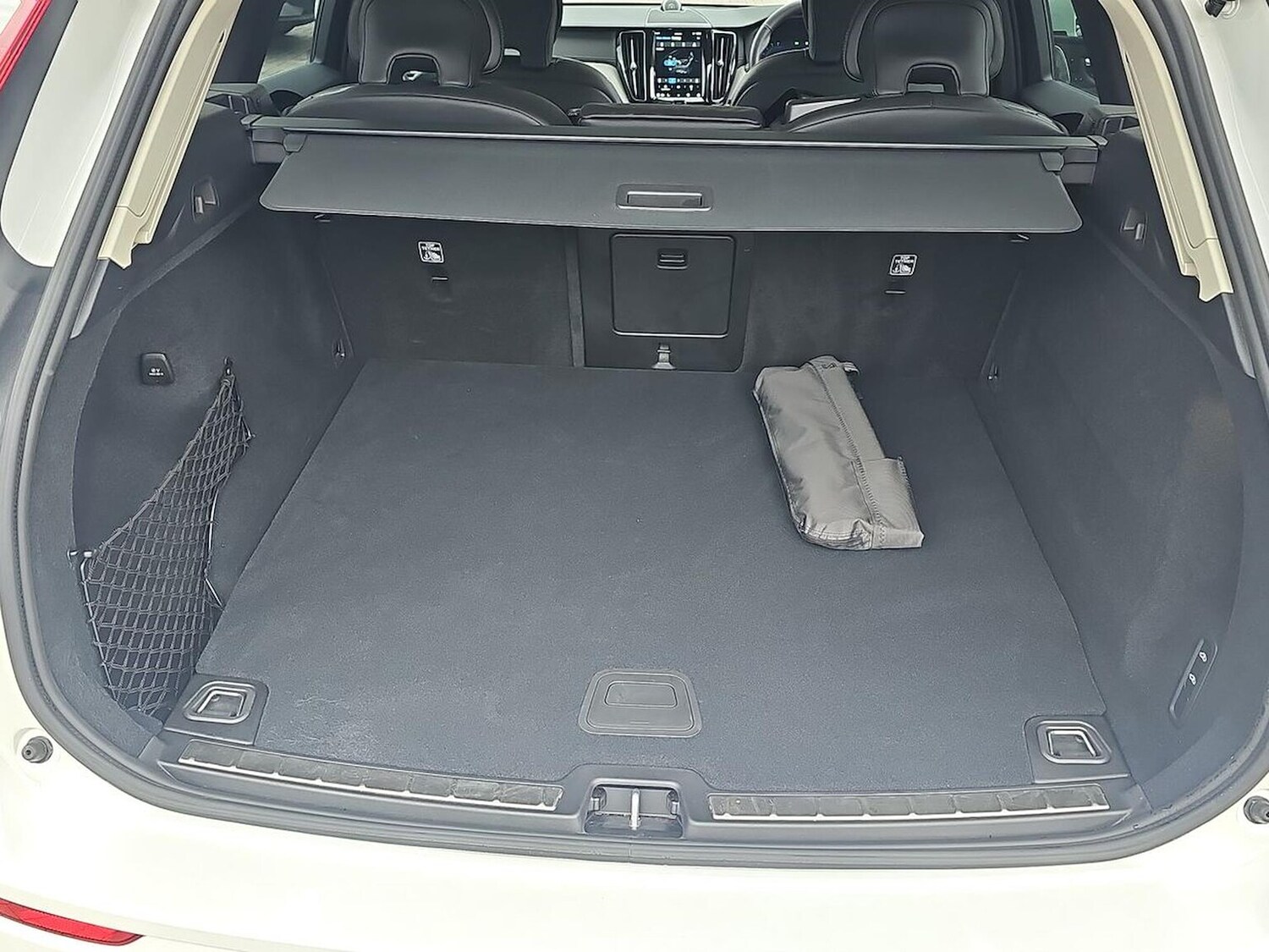 Used Volvo XC60 2025 for sale - 77845296: Photo 17