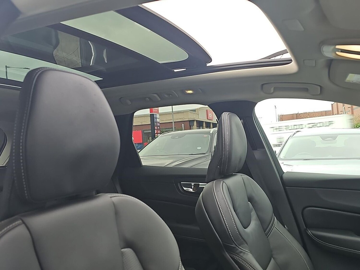 Used Volvo XC60 2025 for sale - 77845296: Photo 38