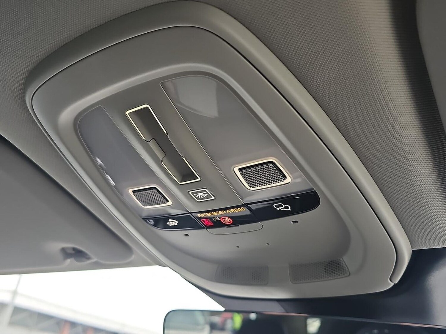 Used Volvo XC60 2025 for sale - 77845296: Photo 50