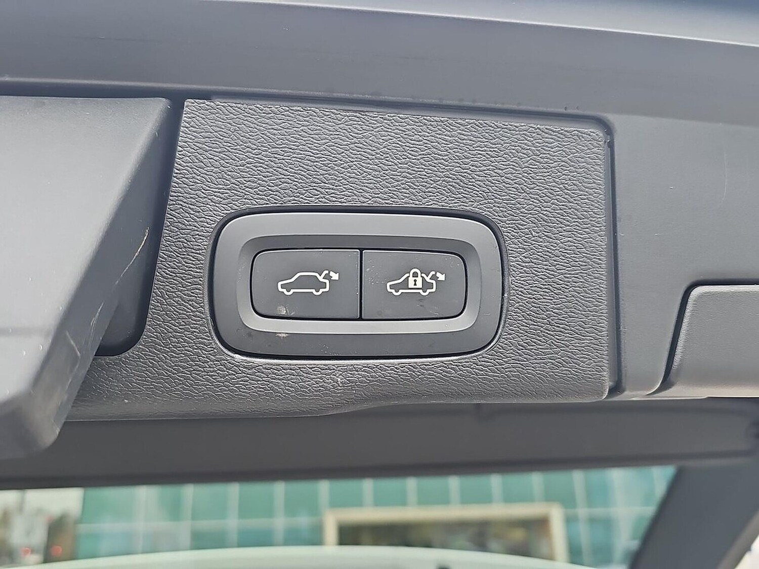 Used Volvo XC60 2025 for sale - 77845296: Photo 51