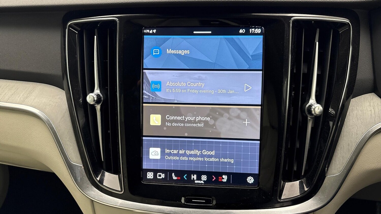 Used Volvo V60 2025 for sale - 78026149: Photo 11