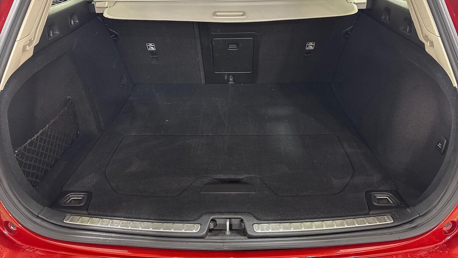 Used Volvo V60 2025 for sale - 78026149: Photo 17