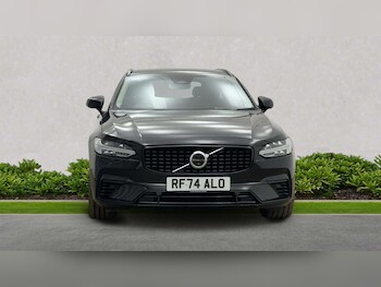Used Volvo V90 2025 for sale - 78653627: Photo