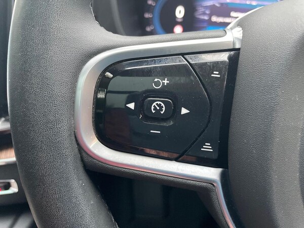 Used Volvo XC60 2022 for sale - 76273466: Photo 27