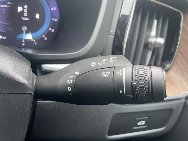 Used Volvo XC60 2022 for sale - 76273466: Photo 28