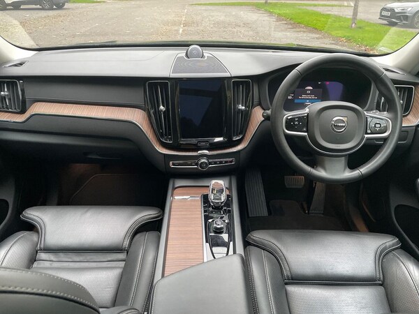 Used Volvo XC60 2022 for sale - 76273466: Photo 8
