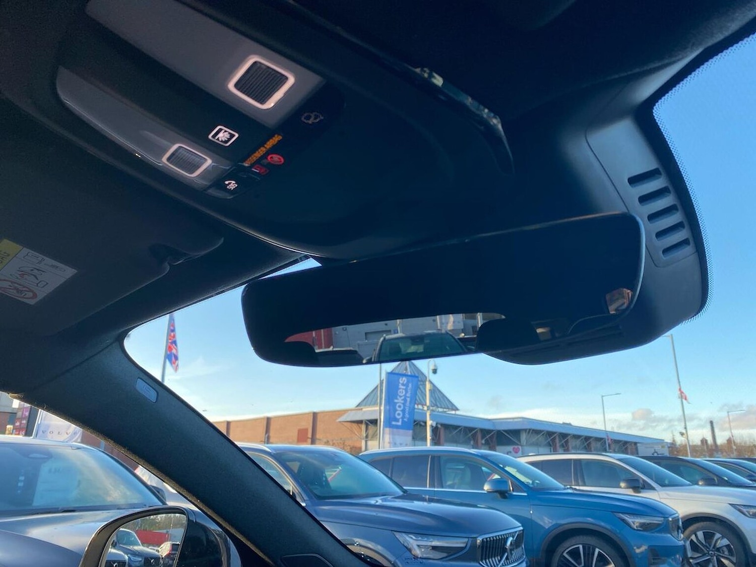 Used Volvo XC40 2025 for sale - 76757418: Photo 14