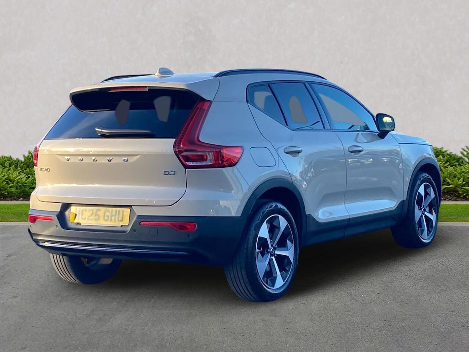 Used Volvo XC40 2025 for sale - 76757418: Photo 18