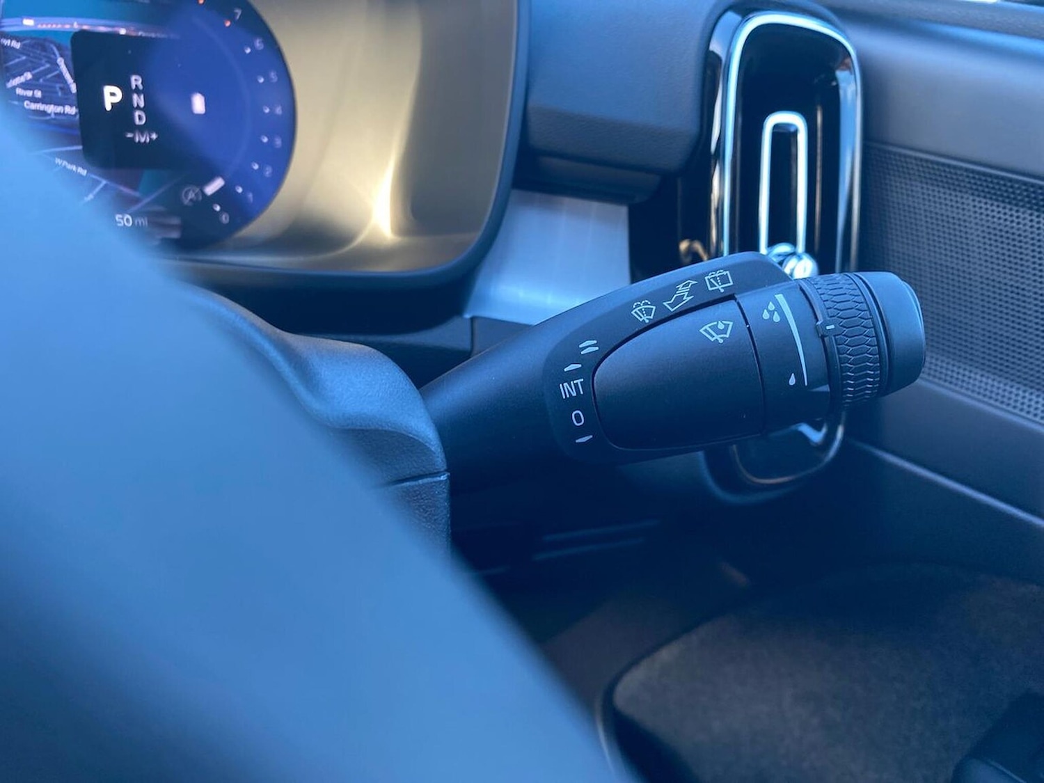 Used Volvo XC40 2025 for sale - 76757418: Photo 29