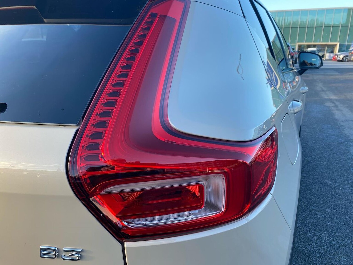 Used Volvo XC40 2025 for sale - 76757418: Photo 36