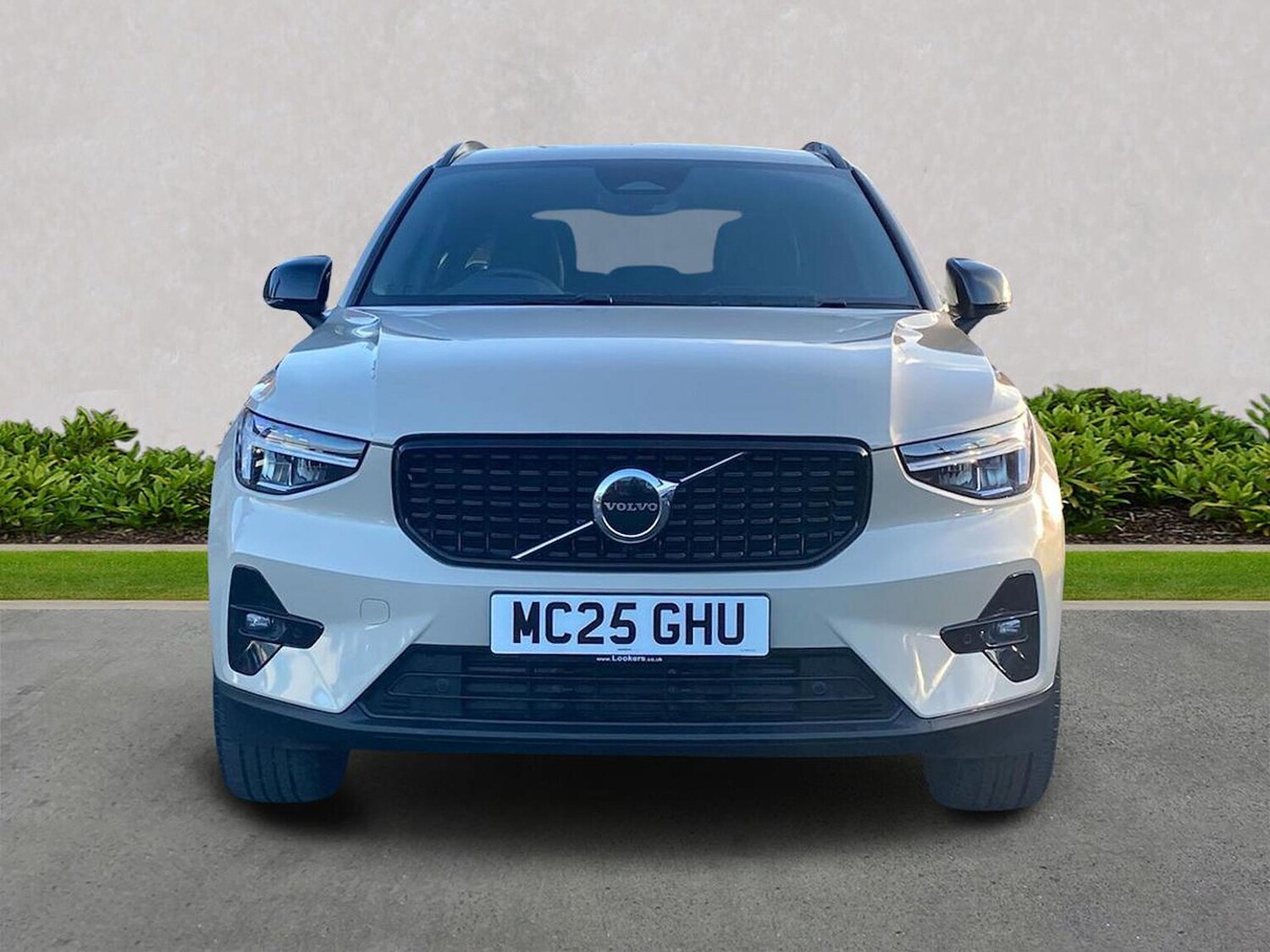 Used Volvo XC40 2025 for sale - 76757418: Photo 5