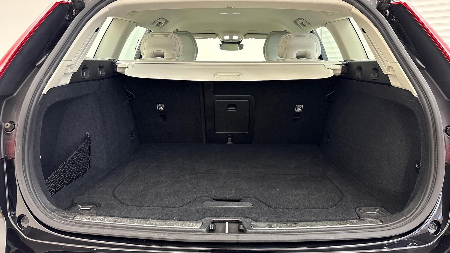 Used Volvo V60 2025 for sale - 77489635: Photo 17