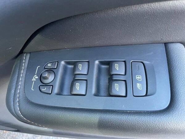 Used Volvo XC60 2024 for sale - 76070280: Photo 21