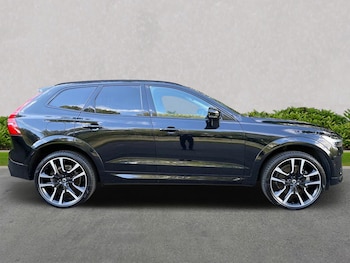 Used Volvo XC60 2024 for sale - 76070280: Photo 3