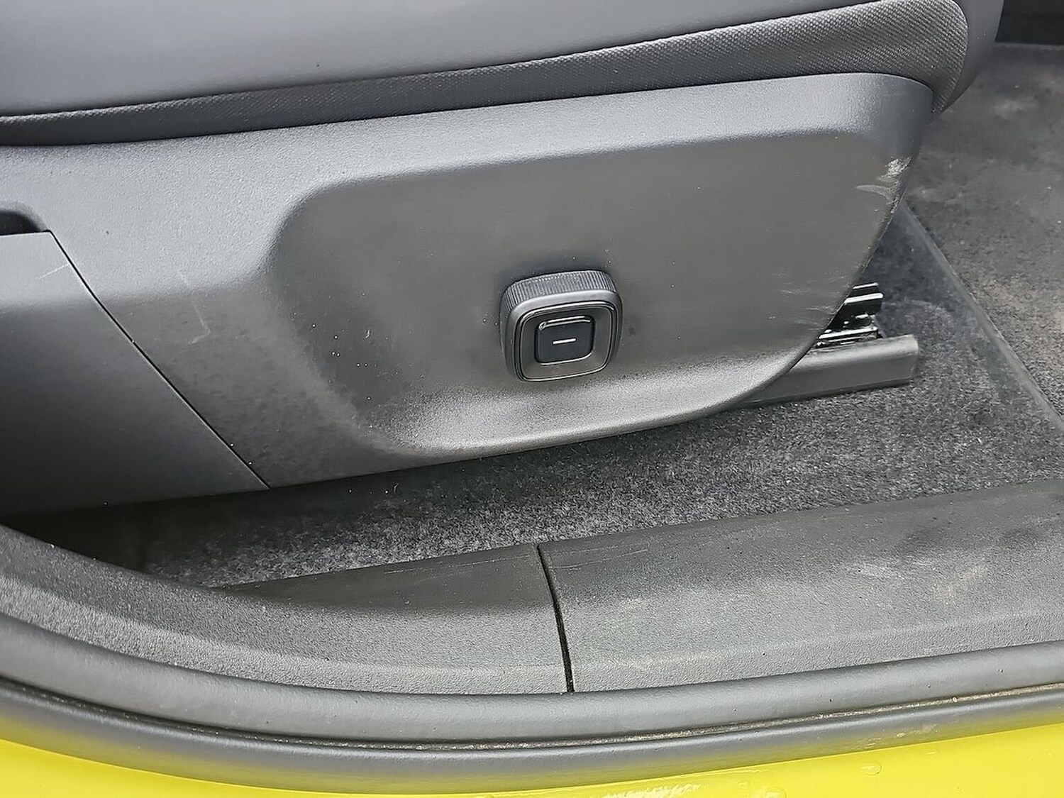 Used Volvo EX30 2025 for sale - 77896319: Photo 28