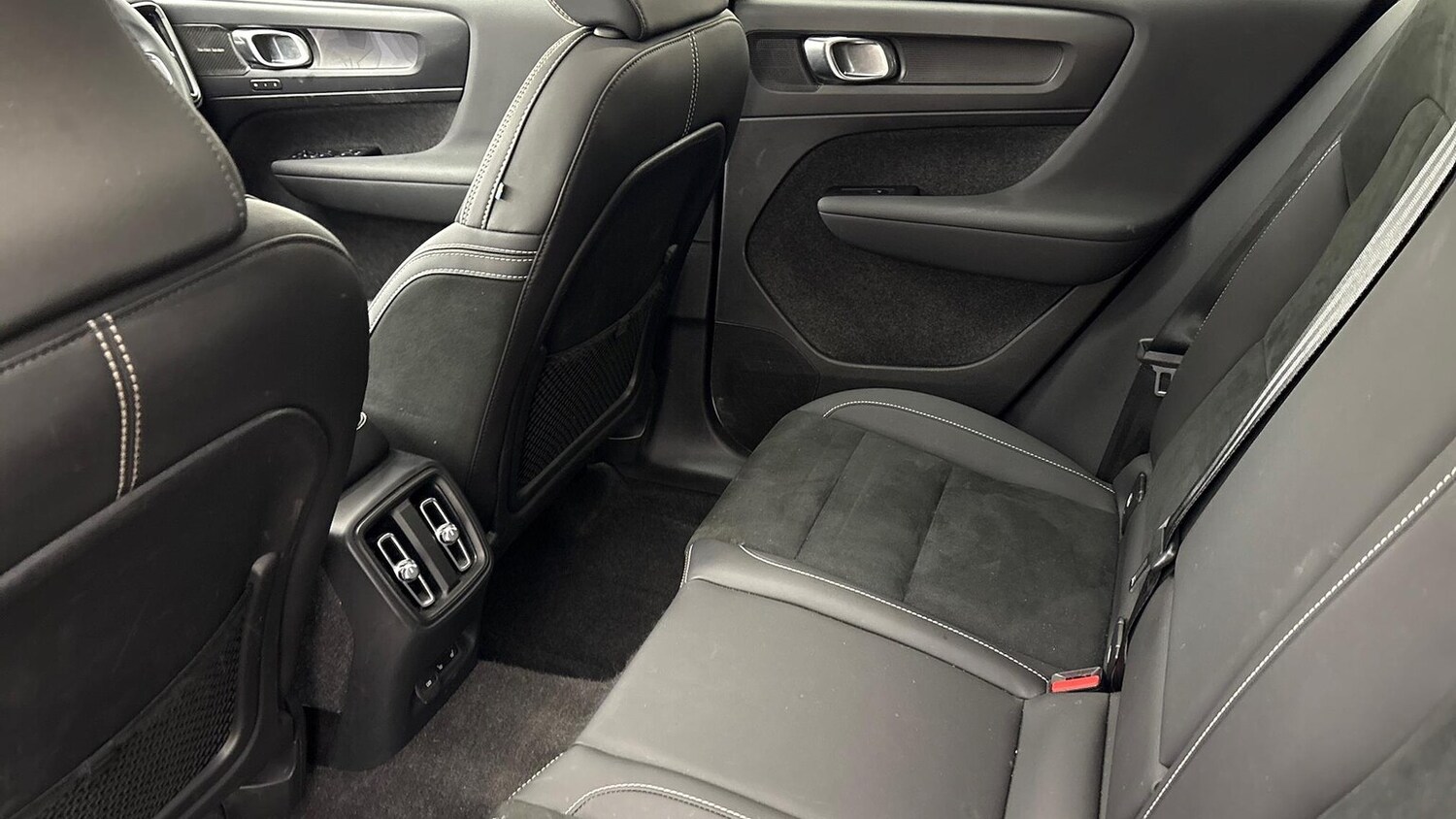 Used Volvo C40 2022 for sale - 77931719: Photo 16