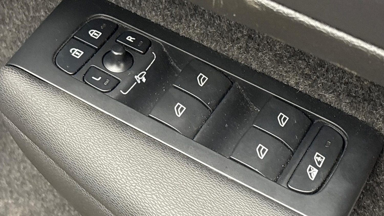 Used Volvo C40 2022 for sale - 77931719: Photo 21