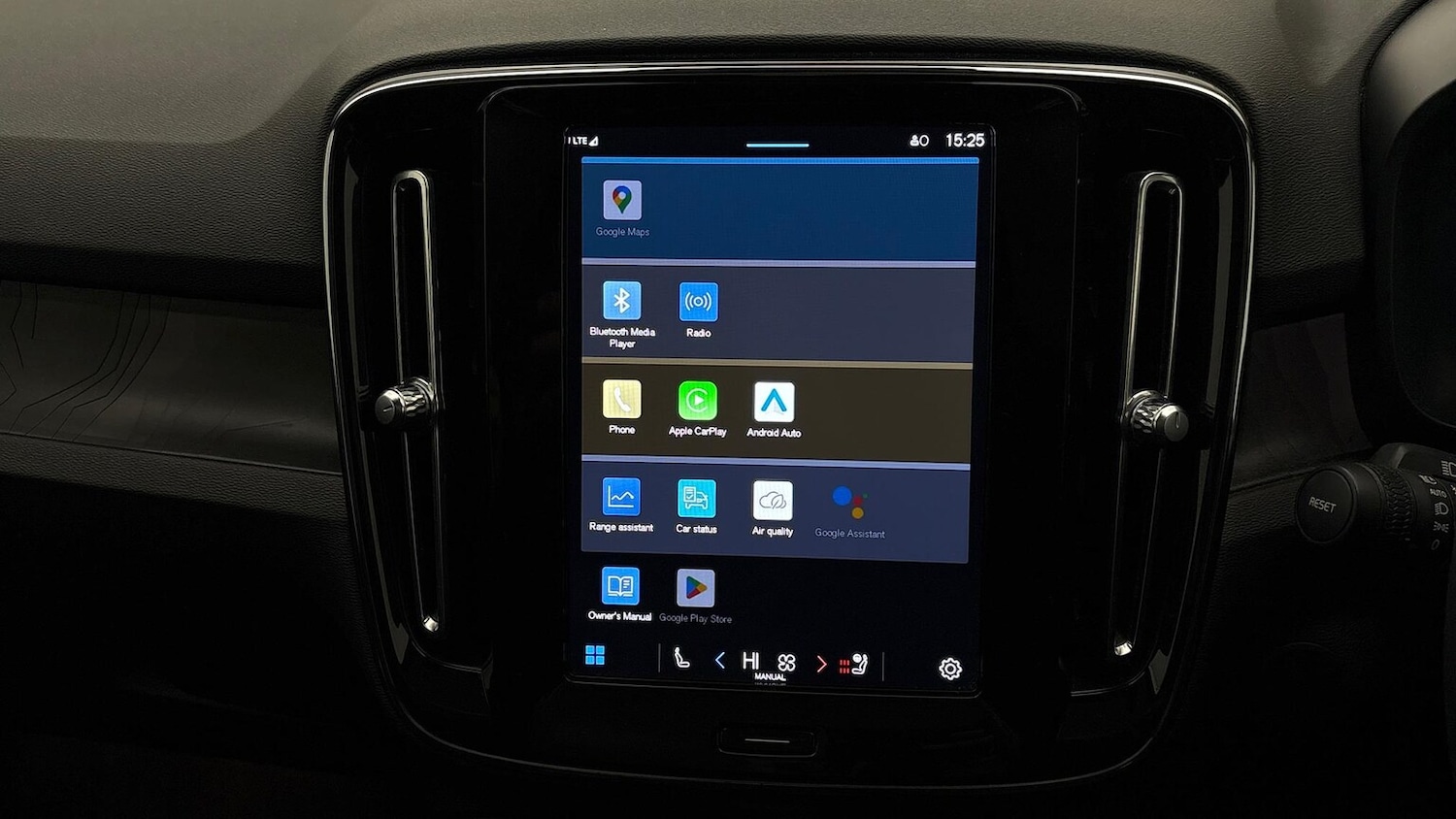 Used Volvo C40 2022 for sale - 77931719: Photo 24