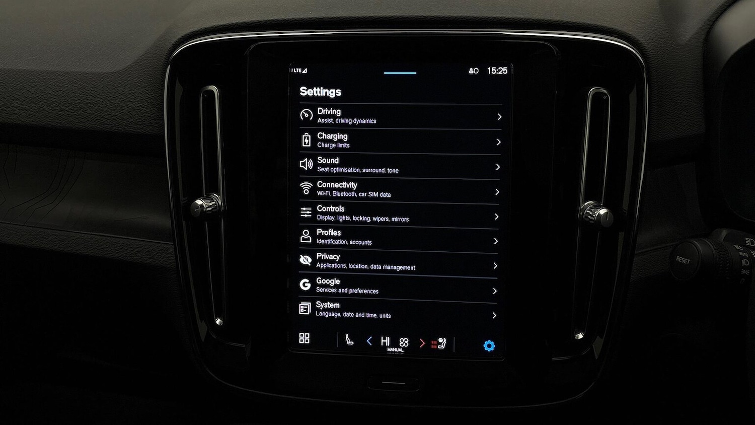 Used Volvo C40 2022 for sale - 77931719: Photo 25