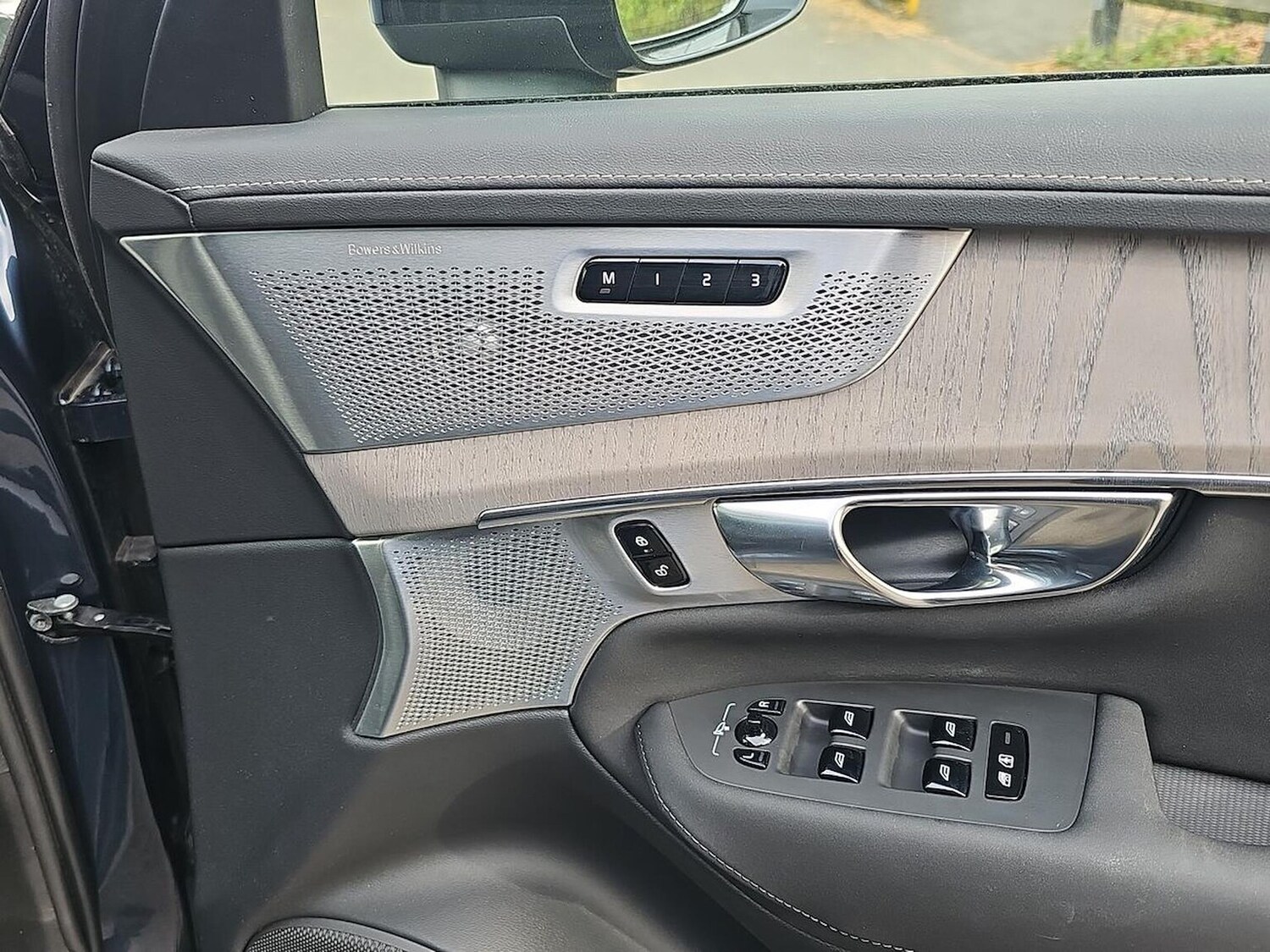 Used Volvo XC90 2025 for sale - 78191374: Photo 32