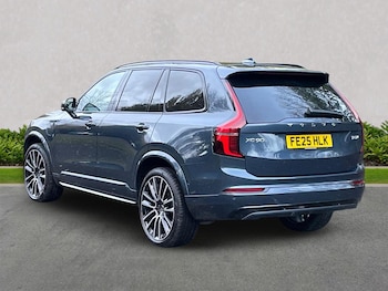 Used Volvo XC90 2025 for sale - 76455301: Photo