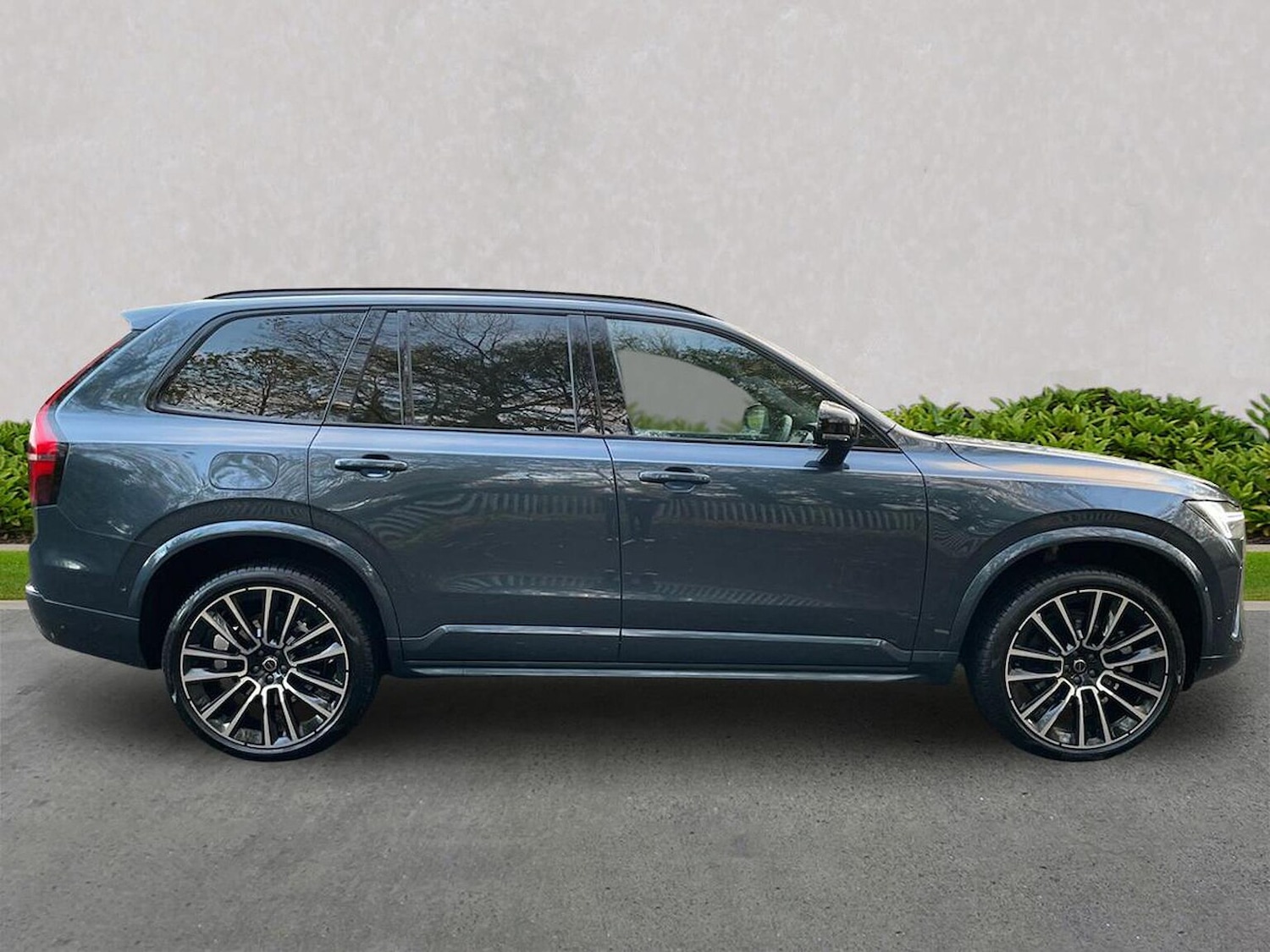 Used Volvo XC90 2025 for sale - 76455301: Photo 3