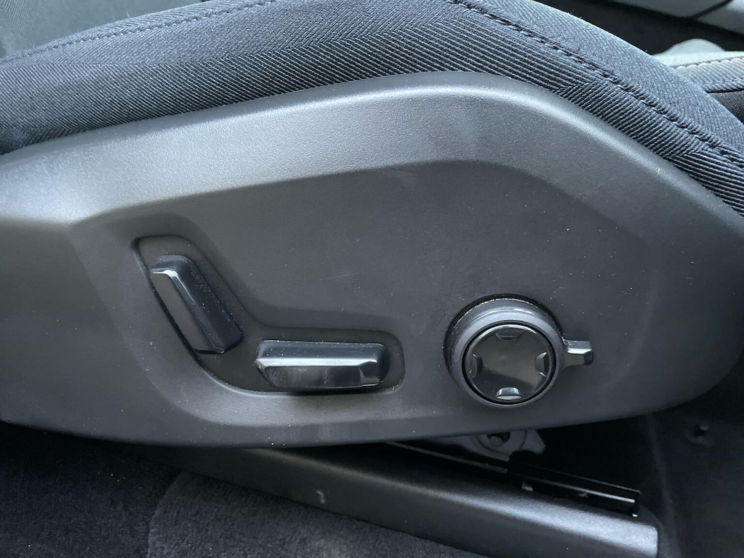 Used Volvo XC90 2025 for sale - 76455301: Photo 30