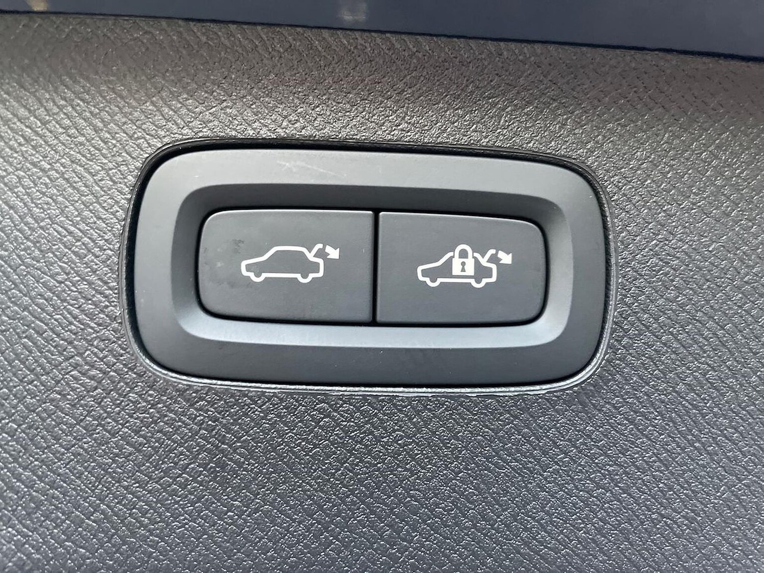 Used Volvo XC90 2025 for sale - 76455301: Photo 42