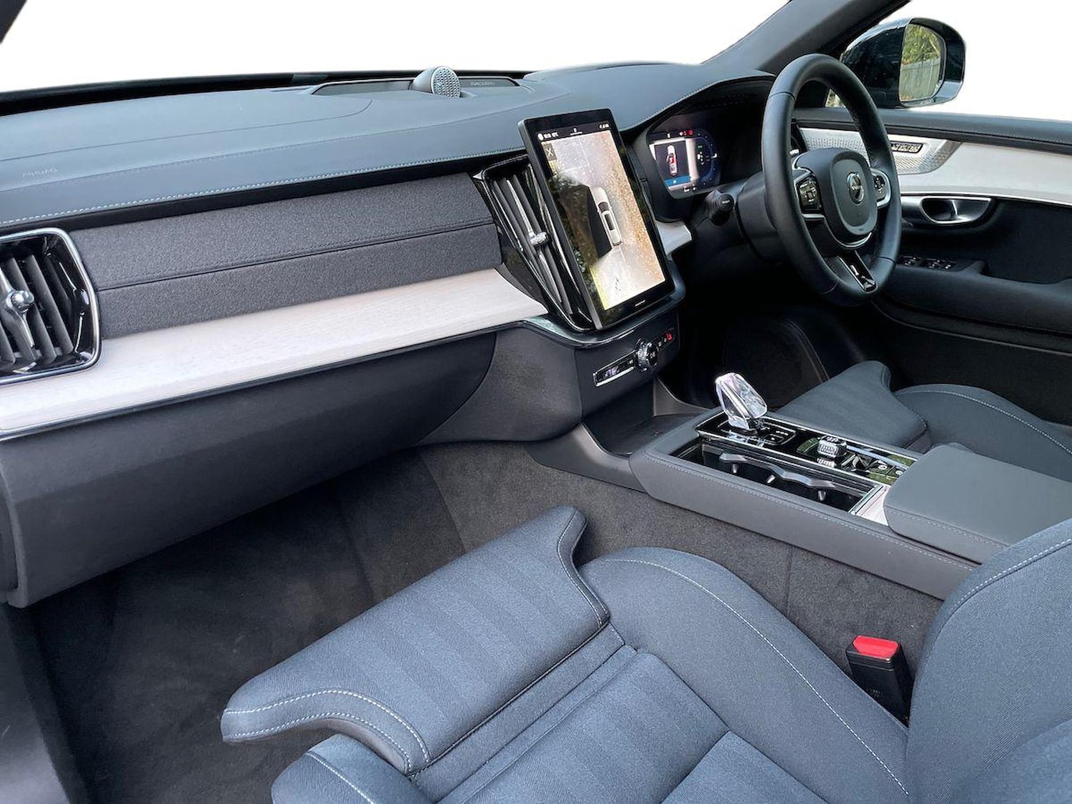 Used Volvo XC90 2025 for sale - 76455301: Photo 7