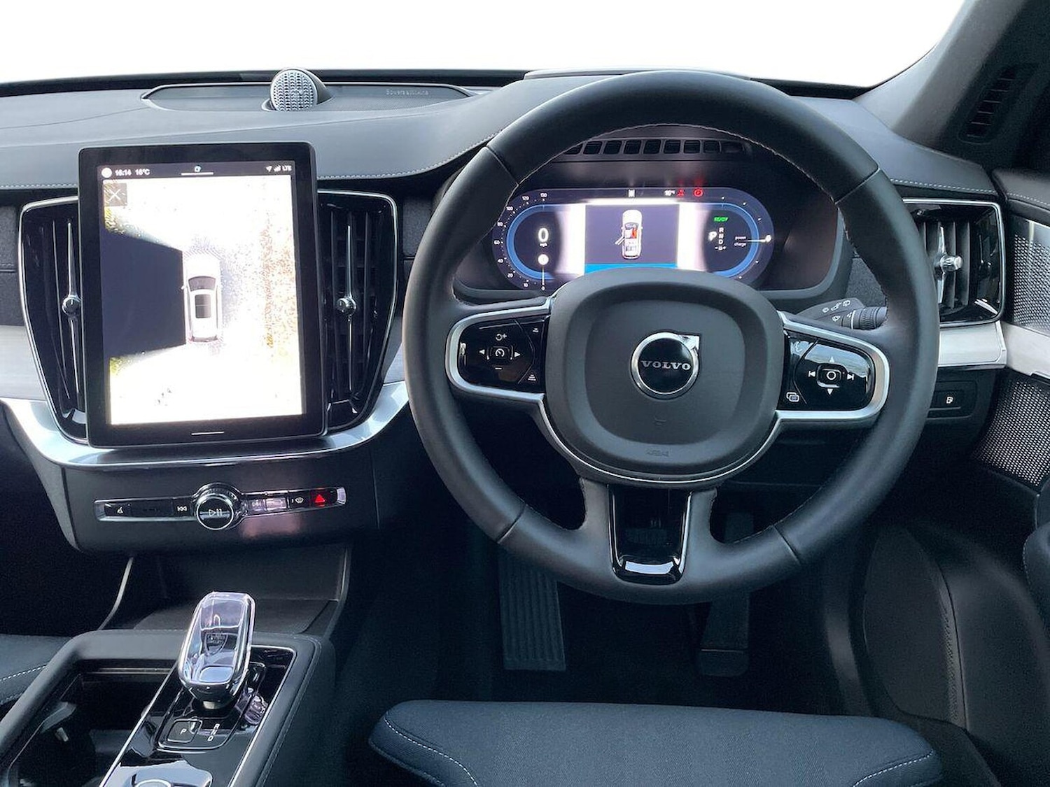 Used Volvo XC90 2025 for sale - 76455301: Photo 9